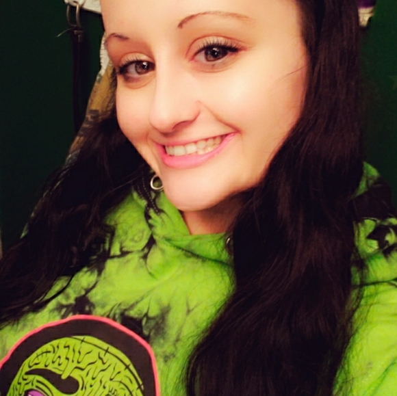 Meet your Posher, Stormie Rose - Picture 15 of 16